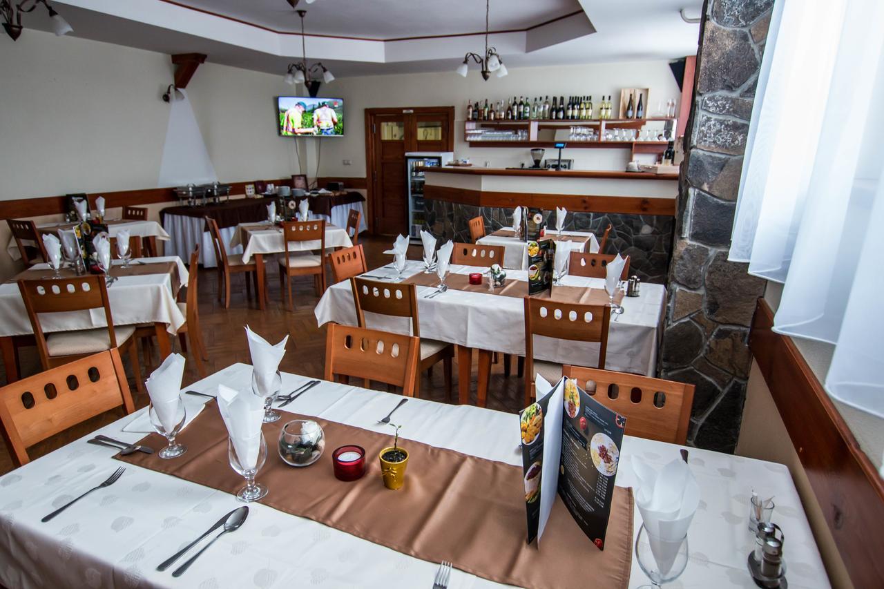 Penzion Fit - Contactless Check In Zvolen Exterior foto